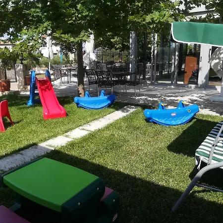 Agnanti Studios Otel Afytos