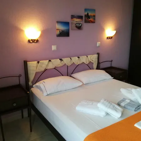 Otel Agnanti Studios 3*